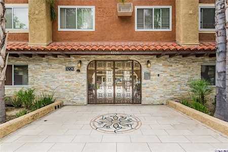 3220 Altura Avenue #212 Glendale, CA 91214
