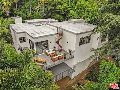 2329 El Contento Drive Los Angeles, CA 90068