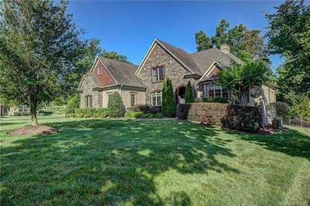 251 Treetops Dr Stanley, NC 28164