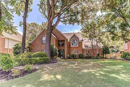 2606 Park Creek Dr Germantown, TN 38139