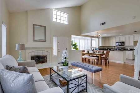 34 Trillium Place Aliso Viejo, CA 92656