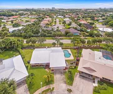 98 Hickory Hill Road Tequesta, FL 33469