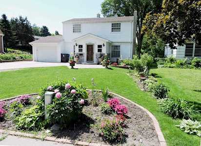1480 Upper Afton Road Saint Paul, MN 55106