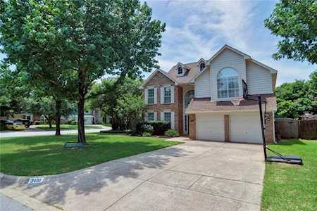 3401 Sprindeltree Drive Grapevine, TX 76051