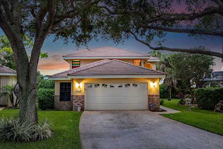 4920 Sherwood Forest Drive Delray Beach, FL 33445