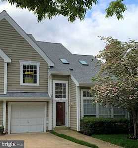412 Overlook Dr #8 Occoquan, VA 22125