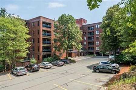 4 Summit Drive #414 Reading, MA 01867