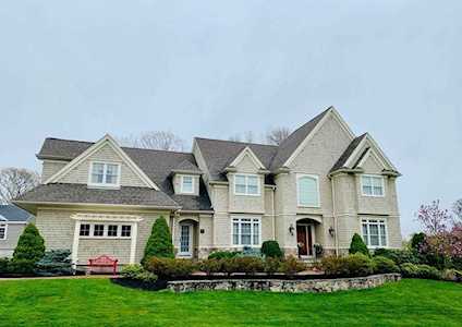 15 Heritage Lane Cohasset, MA 02025