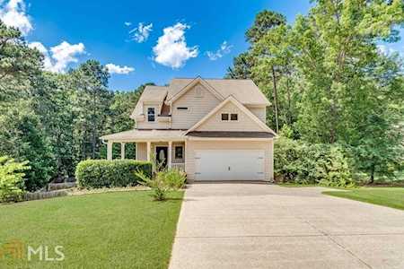29 Spruce Street NE White, GA 30184