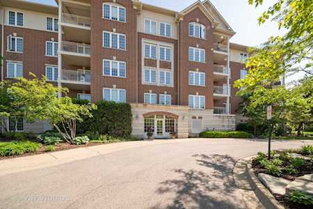 640 Robert York Ave #108 Deerfield, IL 60015