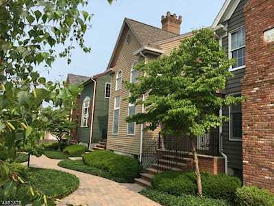 13 Murray Hill Mnr New Providence Boro, NJ 07974