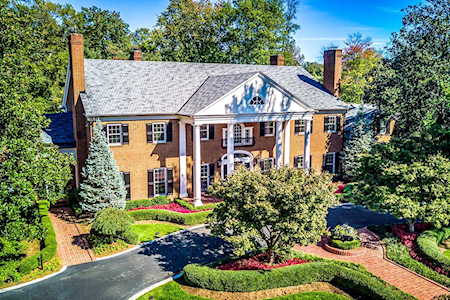 8917 Cromwell Hill Rd Louisville, KY 40222