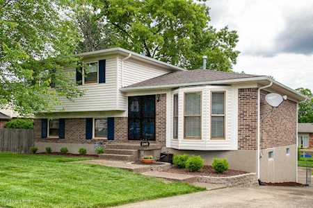 4309 Chenwood Ln Louisville, KY 40299