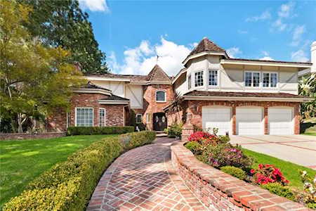 25675 Dillon Road Laguna Hills, CA 92653