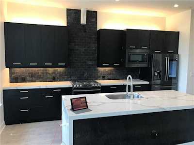 2000 Park Avenue #105 Dallas, TX 75215