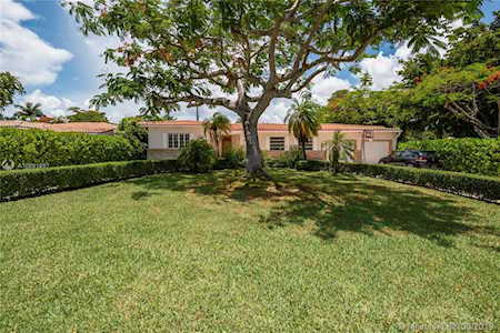 4400 Riviera Dr Coral Gables, FL 33146