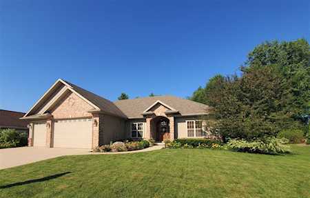 1205 Folkestone Dr Green Bay, WI 54313