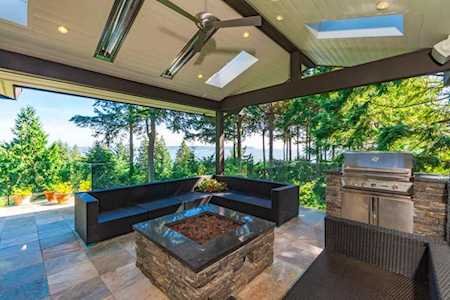 3958 Bayridge Court West Vancouver, BC V7V 3K3