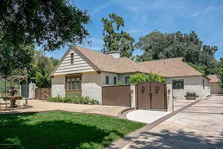 1096 N Holliston Avenue Pasadena, CA 91104