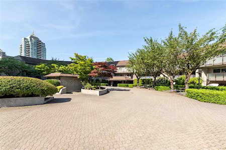 4363 Halifax Street #207 Burnaby, BC V5C 5Z3