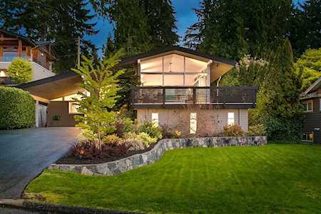 4342 Skyline Drive North Vancouver, BC V7R 3G7