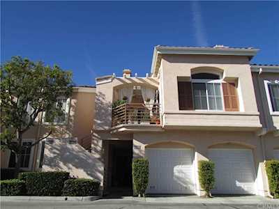 24515 El Sorrento Laguna Niguel, CA 92677
