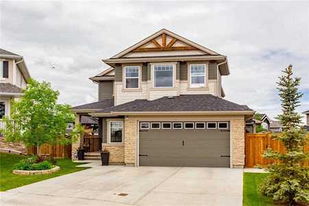 113 Kinniburgh Way Chestermere, AB T1X 0R8