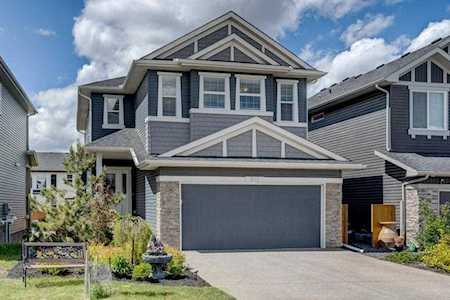 322 Evanston Way NW Calgary, AB T3P 0B1