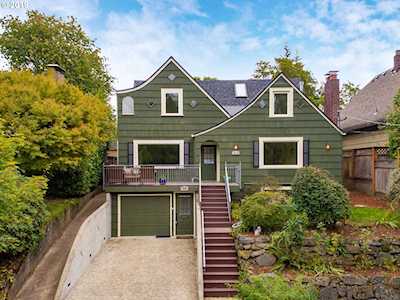4114 NE Royal Ct Portland, OR 97232