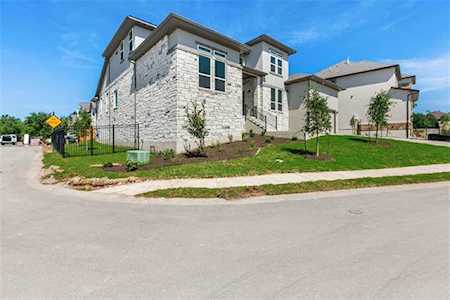 11621 Lake Stone Dr Bee Cave, TX 78738