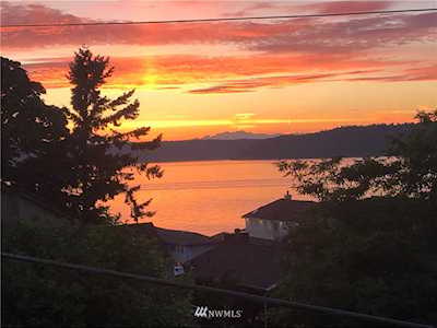 6801 Soundview Dr NE Tacoma, WA 98422