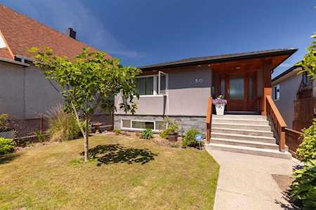 541 E 28th Avenue Vancouver, BC V5V 2N4