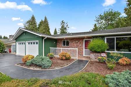 124 E Canyon View Dr Longview, WA 98632