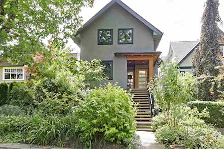 2056 E 2nd Avenue Vancouver, BC V5N 1E7