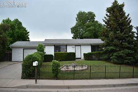 7515 Woodstock Street Colorado Springs, CO 80911