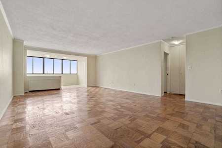8 Whittier Place #21B Boston, MA 02114