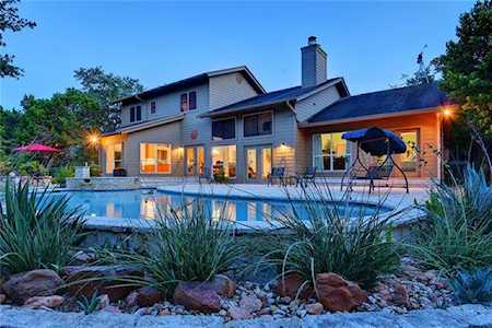 18004 Montevista Cv Dripping Springs, TX 78620