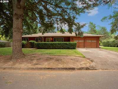 11407 NE 26th Ave Vancouver, WA 98686