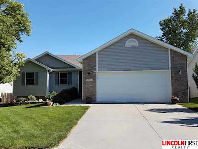 1311 Patterson Dr Lincoln, NE 68522