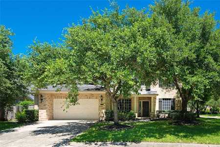 13023 Sandflower Ln Sugar Land, TX 77498