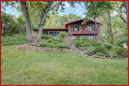 N6536 Shorewood Hills Rd Lake Mills, WI 53551