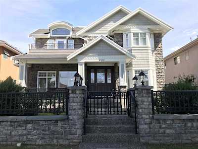4115 Napier Street Burnaby, BC V5C 3G5