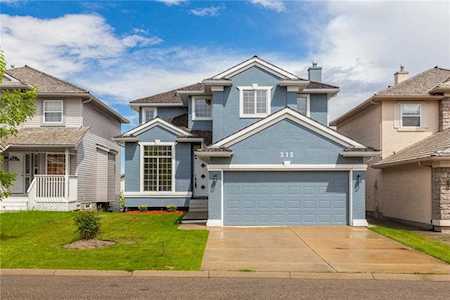 212 Edgeridge Garden(s) NW Calgary, AB T3A 5Z1