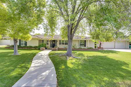 4221 N 55th Place Phoenix, AZ 85018