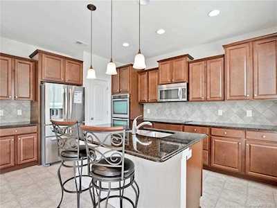 156 Blossom Ridge Dr Mooresville, NC 28117
