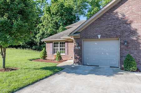 5822 Shepherd Crossing Dr Louisville, KY 40219