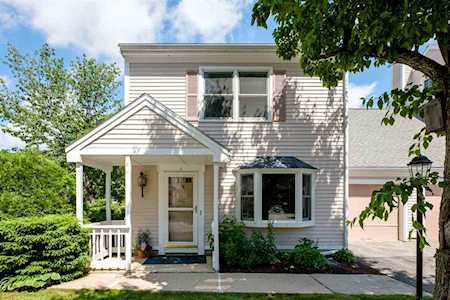 5 Pheasant Run Ln #5 Stratham, NH 03885