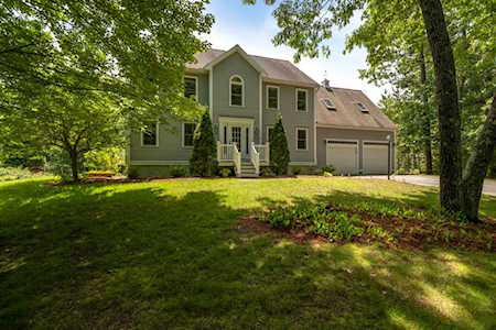 53 Castle Dr Groton, MA 01450