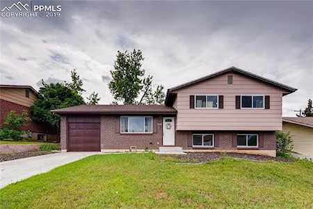 2911 Cabrillo Circle Colorado Springs, CO 80910