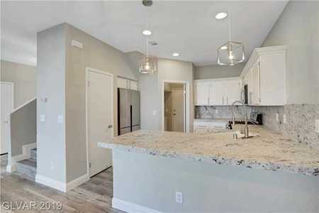 251 Green Valley #412 Henderson, NV 89012